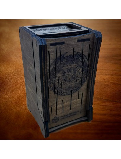 Monolith des Schicksals | Kompakter Würfelturm