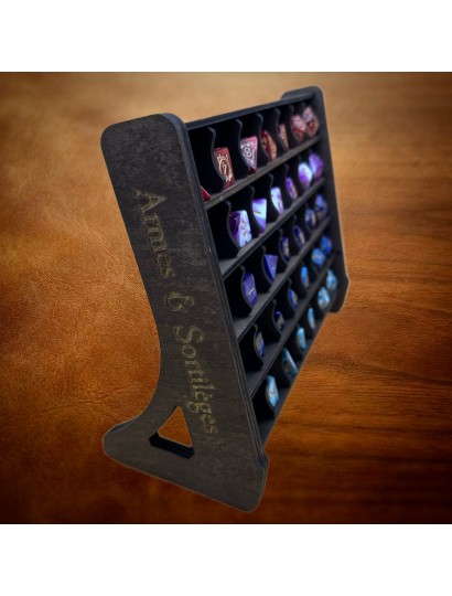 Panthéon des Polyèdres – Présentoir dés bois artisanal | Arcane Ludique Genève